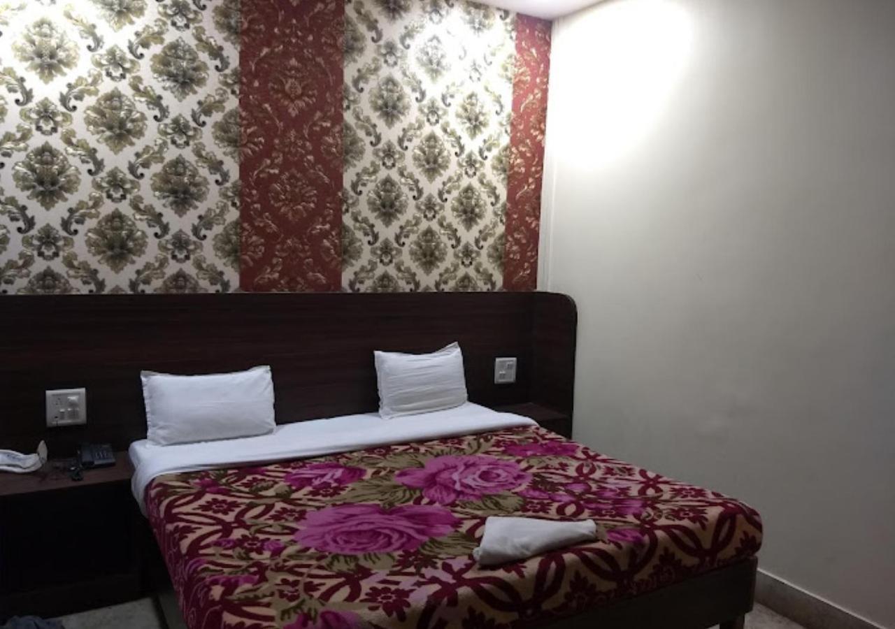 Liberty Guest House Варанасі Екстер'єр фото